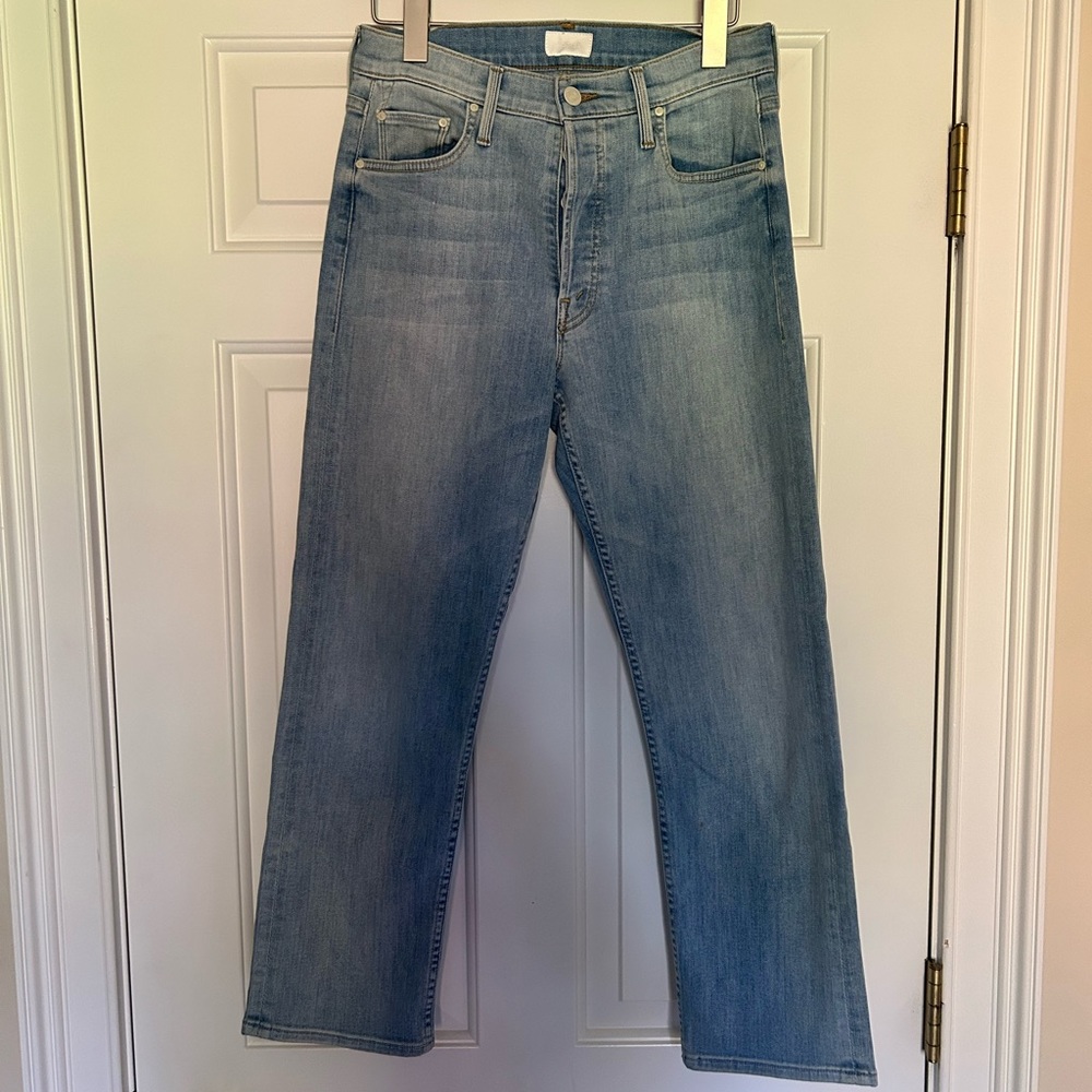 Mother Tomcat Jeans. Side 27. Color - “ It’s Kinda My Thing”